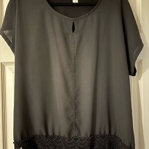 Chico's Black Boxy Cut Out Short Sleeve Blouse Size 2
